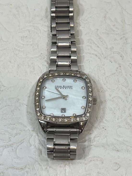 VTG Joan Rivers Classic Collection Crystal Face Silver-Tone Metal Bracelet Watch main image 15